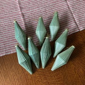 Set of 8 green & glitter glass ornaments